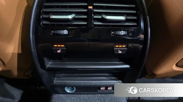 BMW 5 Series (G30) id 3316756 из Кореи 9