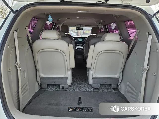 Kia The New Carnival id 3718430 из Кореи 9