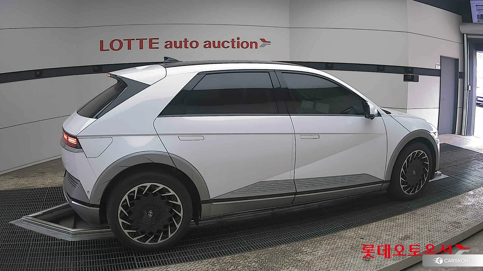 Hyundai IONIQ 5 id 3888345 из Кореи 9