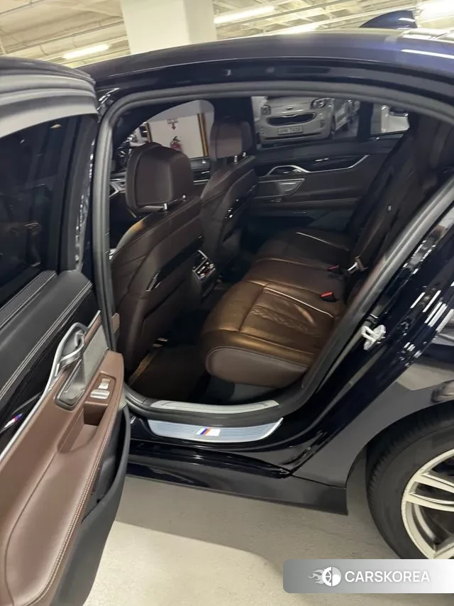 BMW 7 Series (G11) id 2977033 из Кореи 9