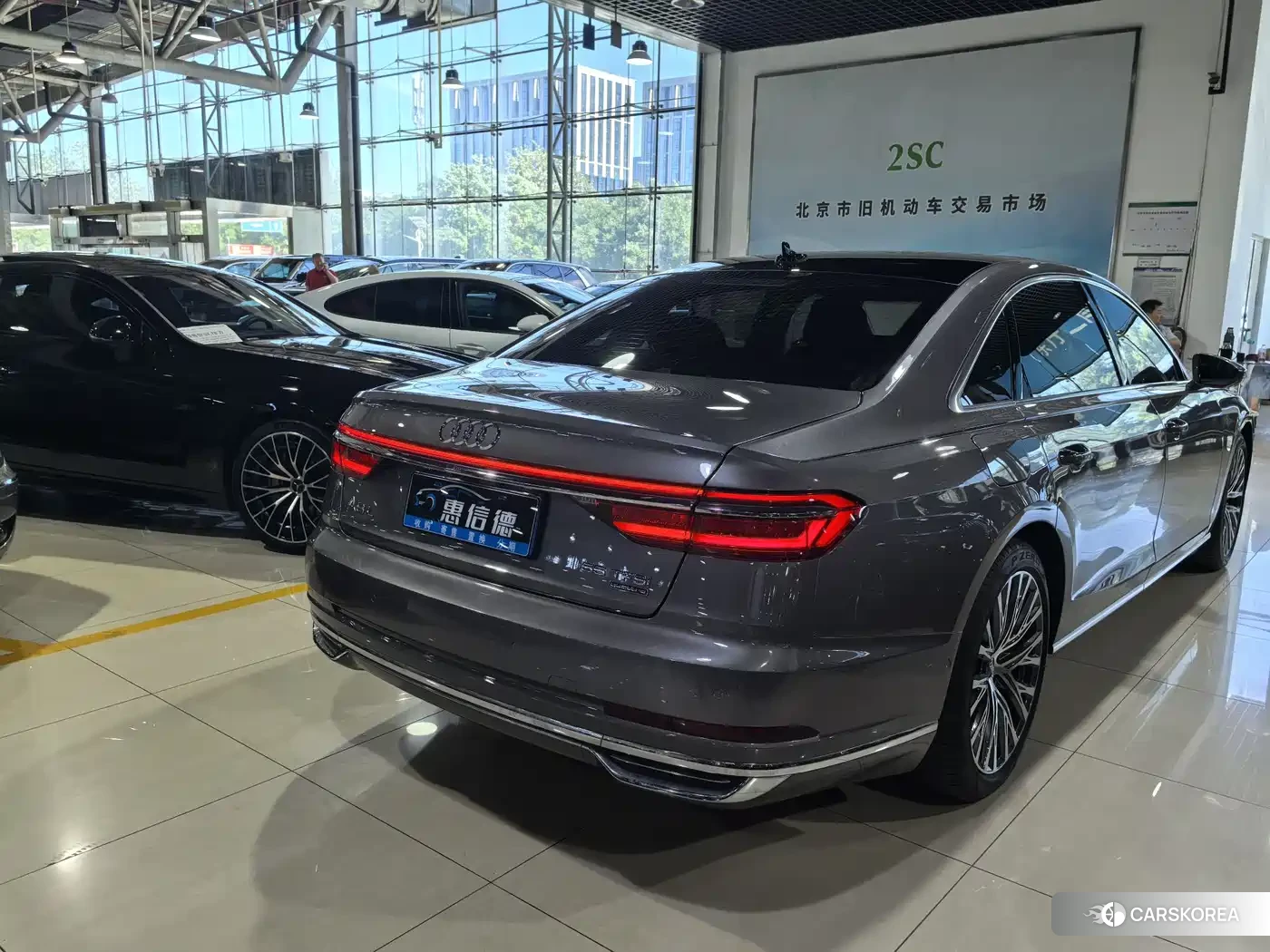 Audi A8 id 4547627 из Китая 9