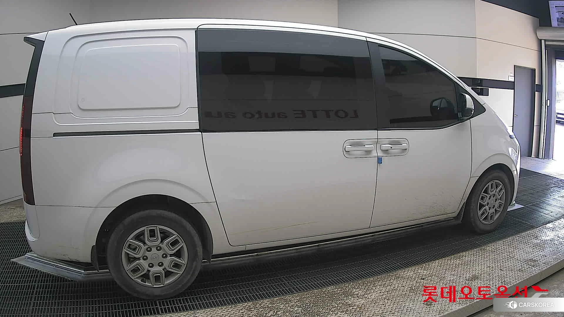 Hyundai Staria id 3882037 из Кореи 9