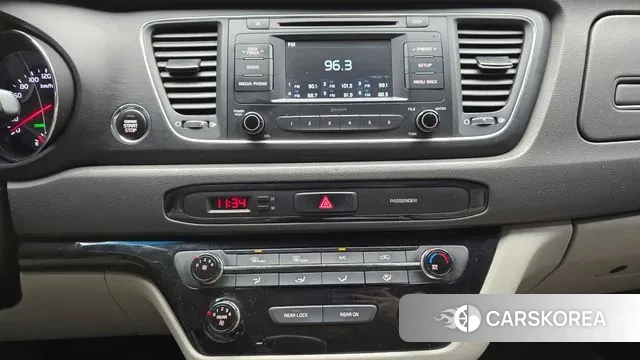 Kia All New Carnival id 3536403 из Кореи 9