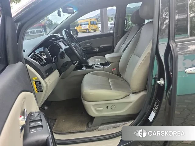 Kia The New Carnival id 3055625 из Кореи 9