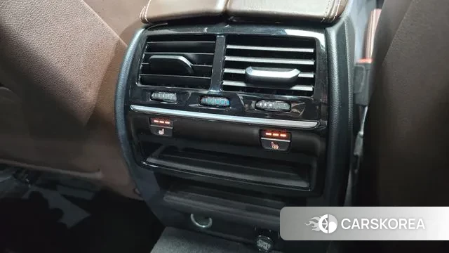 BMW 5 Series (G30) id 3434499 из Кореи 9