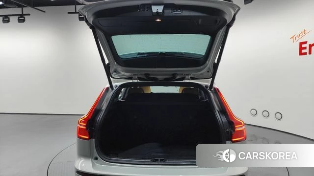 Volvo V60 Cross-Country 2nd Generation id 4324379 из Кореи 9