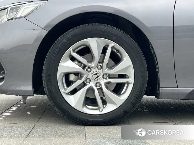 Honda Accord id 4260913 из Китая 9