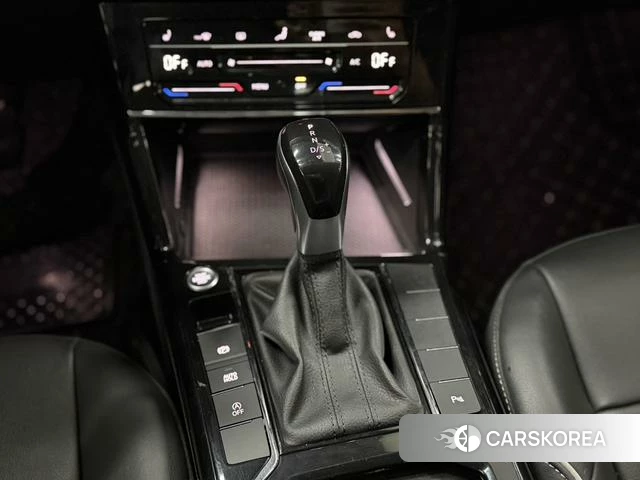 Volkswagen Passat id 4273139 из Китая 9