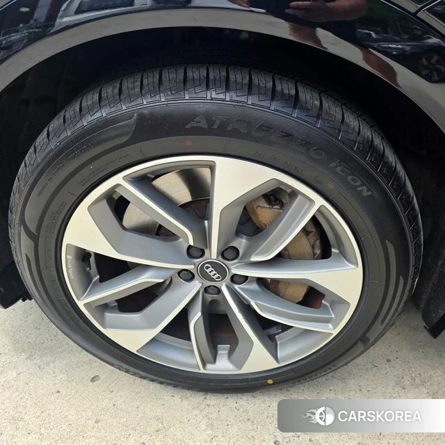 Audi e-Tron id 4651564 из Кореи 9
