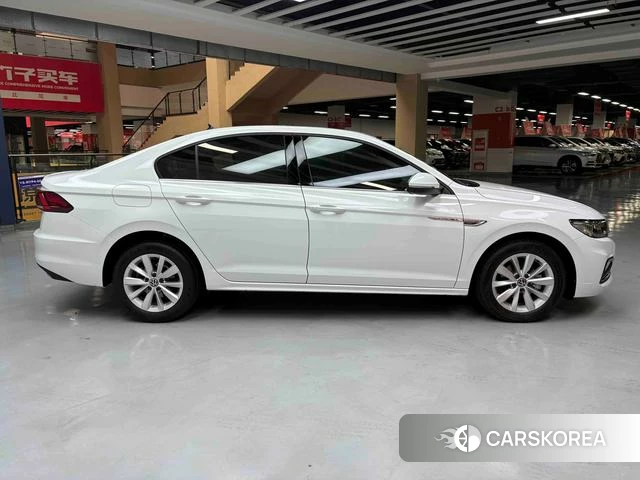 Volkswagen Bora id 4374680 из Китая 9