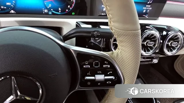 Mercedes-Benz A-Class W177 id 3606324 из Кореи 9