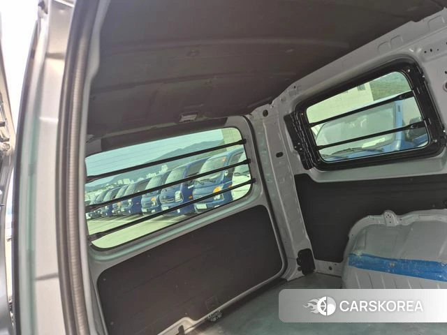 Hyundai Staria id 4307975 из Кореи 9