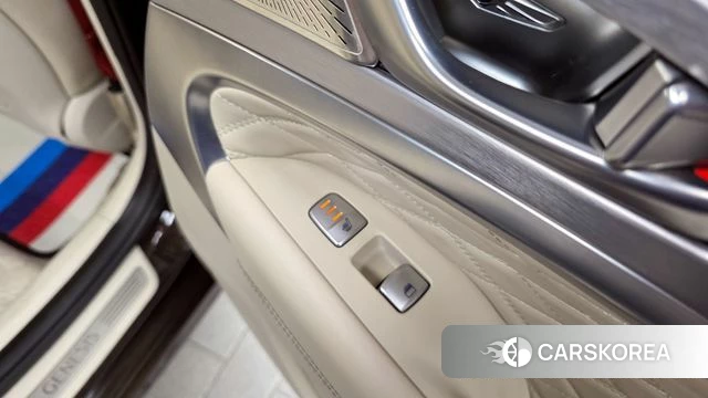 Genesis G70 id 3845608 из Кореи 9