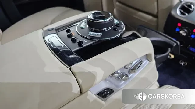 Rolls-Royce Ghost id 3412939 из Кореи 9