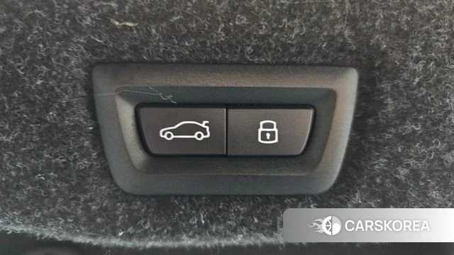 BMW 5 Series (G60) id 4669629 из Кореи 9