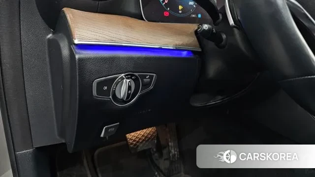 Mercedes-Benz E-Class W213 id 3702277 из Кореи 9