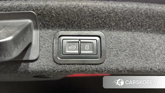 Audi A6 (C8) id 3395857 из Кореи 9