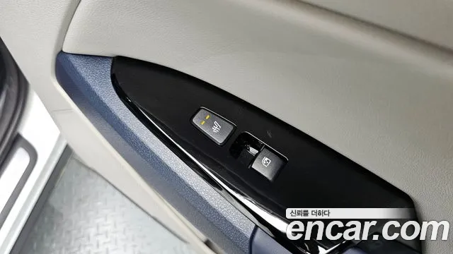 Kia Sportage 5th Generation Hybrid id 2706843 из Кореи 9