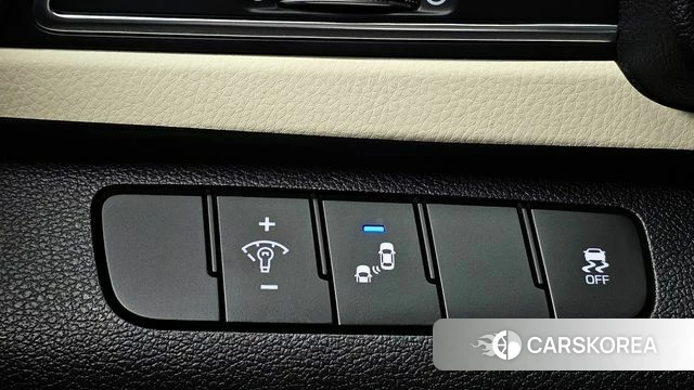 Hyundai Avante AD id 3845908 из Кореи 9