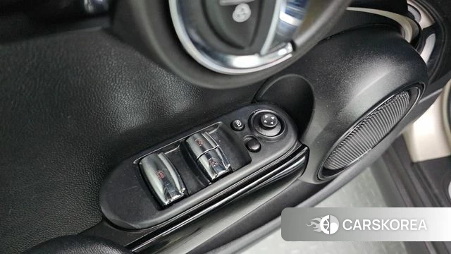 Mini Cooper Convertible id 4342846 из Кореи 9