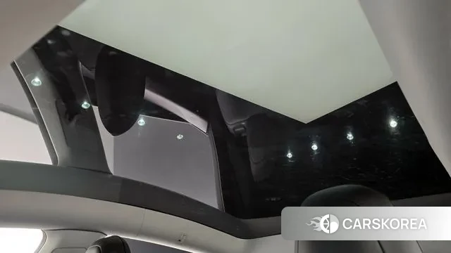 Tesla Model Y id 3592226 из Кореи 9