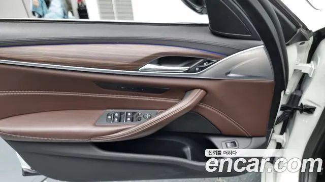 BMW 5 Series (G30) id 2710819 из Кореи 9