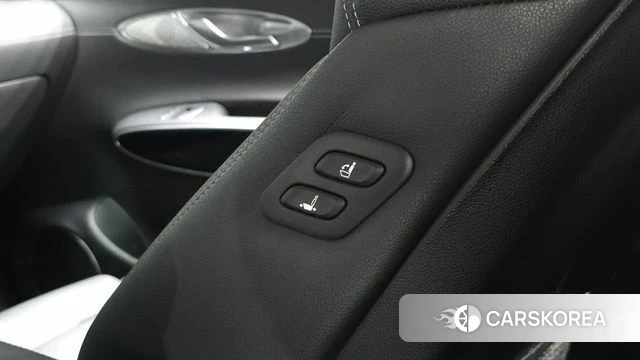 Genesis GV70 id 4309491 из Кореи 9