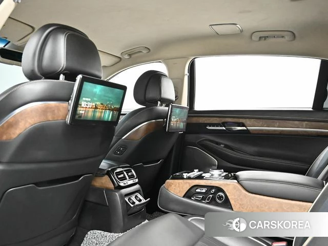 Genesis G90 id 4269112 из Кореи 9