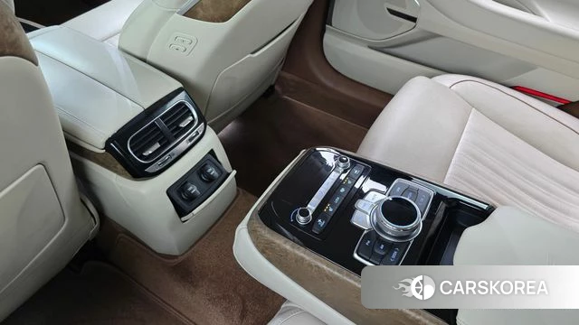 Genesis G90 id 4872638 из Кореи 9