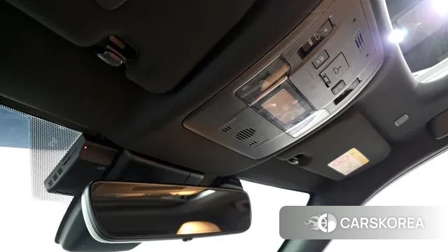 Lexus UX250h id 3769901 из Кореи 9