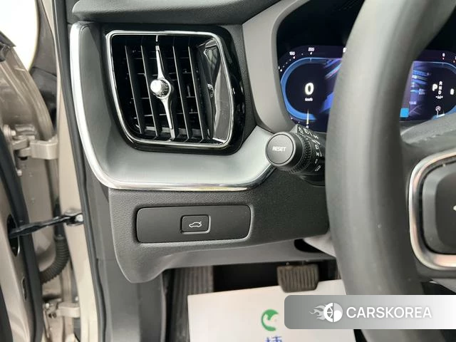 Volvo XC60 id 3939384 из Китая 9