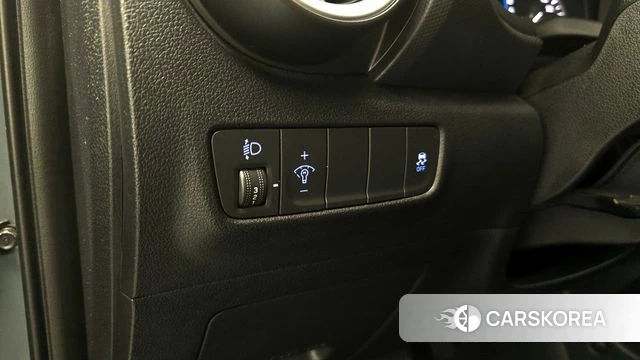Hyundai The New Kona id 4293242 из Кореи 9
