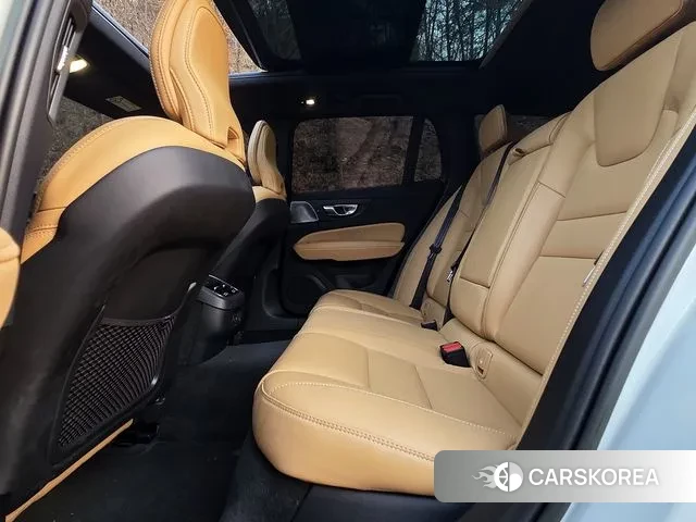 Volvo V60 Cross-Country 2nd Generation id 3410976 из Кореи 9