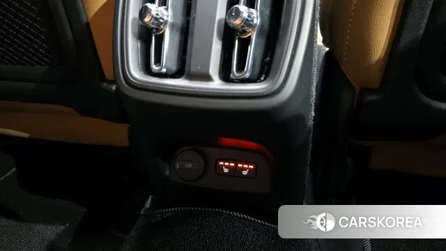 Volvo XC40 id 3016749 из Кореи 9