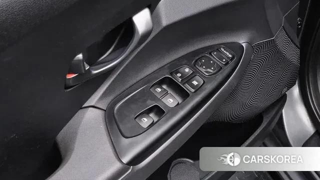 Hyundai Veloster (JS) id 3627225 из Кореи 9