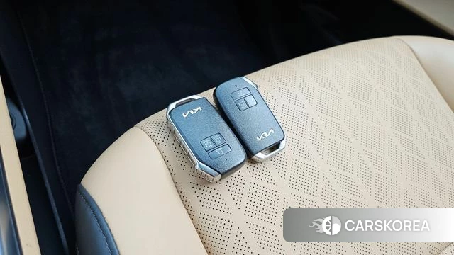 Kia Carnival 4th generation id 4469650 из Кореи 9