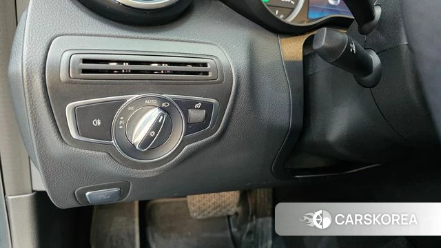 Mercedes-Benz C-Class W205 id 3853222 из Кореи 9