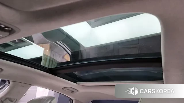 Kia K7 Premier Hybrid id 3469352 из Кореи 9