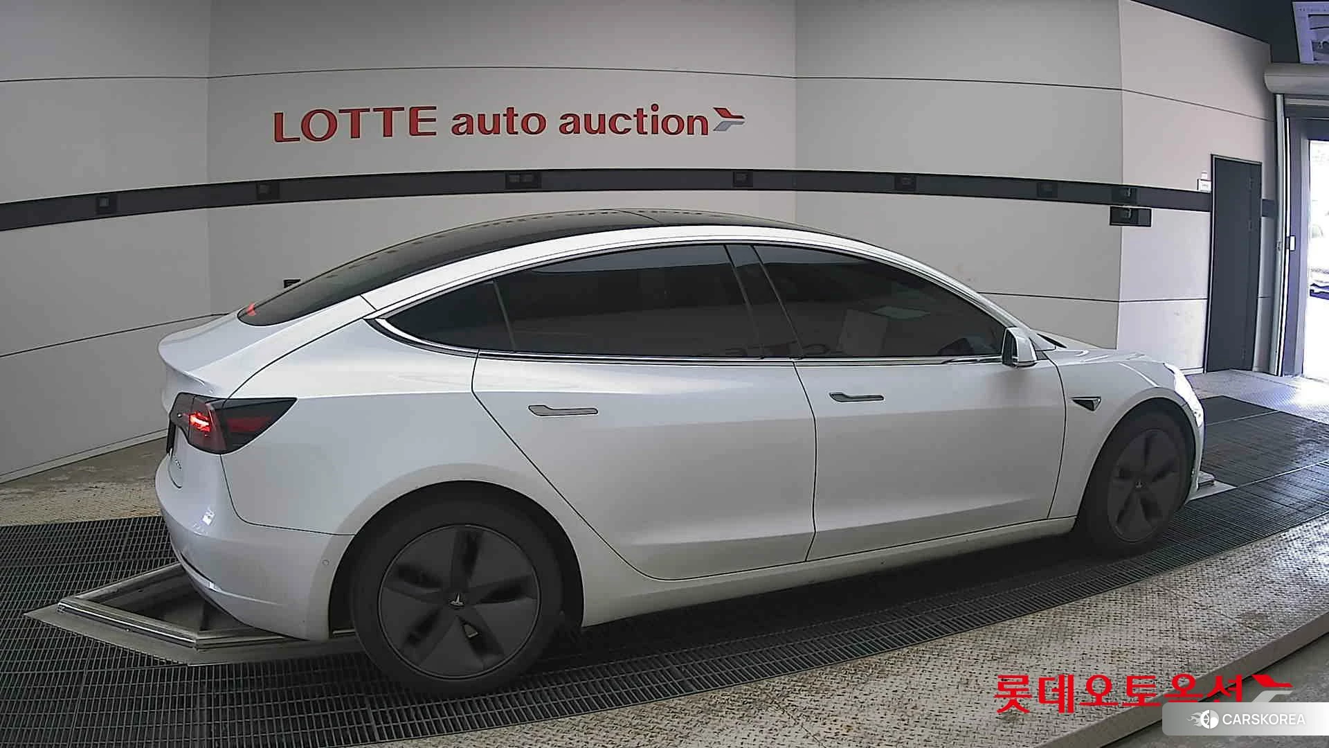 Tesla Model 3 Long Range id 4289295 из Кореи 9