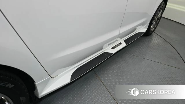 Kia The New Carnival id 4397833 из Кореи 9