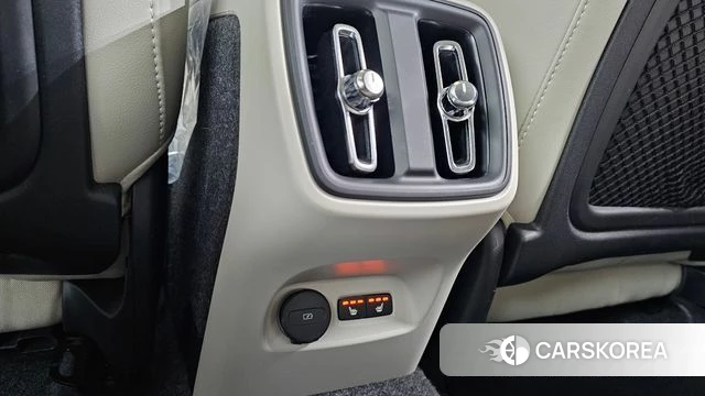 Volvo XC40 id 4308182 из Кореи 9
