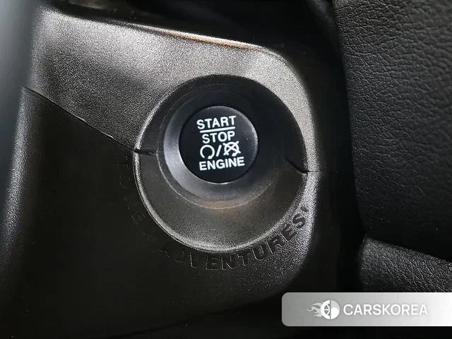 Jeep Renegade id 3315468 из Кореи 9