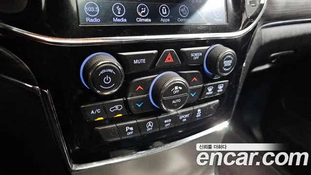 Jeep Grand Cherokee id 2850459 из Кореи 9