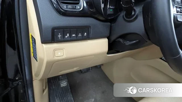 Kia All New Carnival id 3754756 из Кореи 9