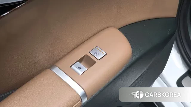 Hyundai Grandeur (GN7) id 3629626 из Кореи 9