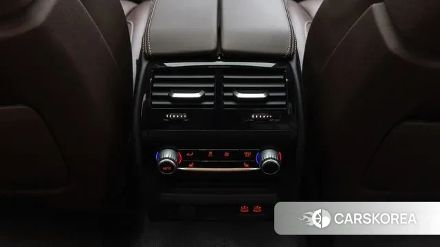 BMW 5 Series (G30) id 3695359 из Кореи 9