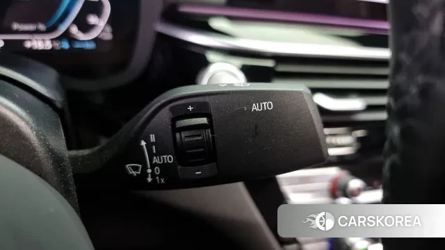 BMW 5 Series (G30) id 3238613 из Кореи 9