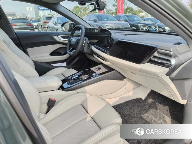Audi A5L id 4239760 из Китая 9
