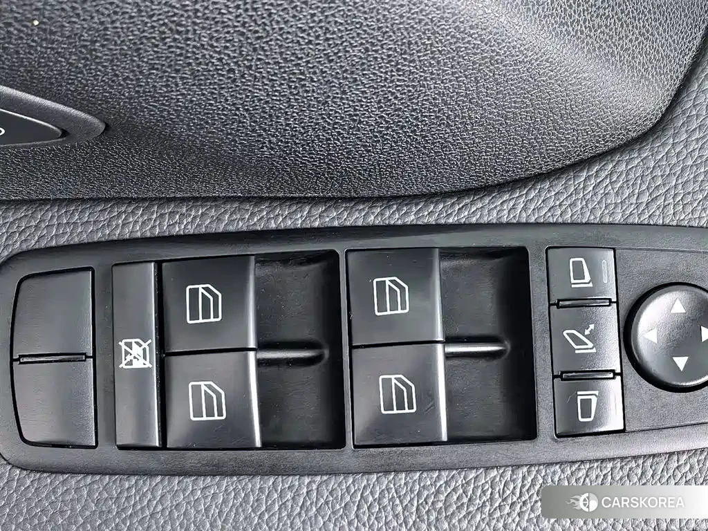 Mercedes-Benz R-class id 4607052 из Китая 9