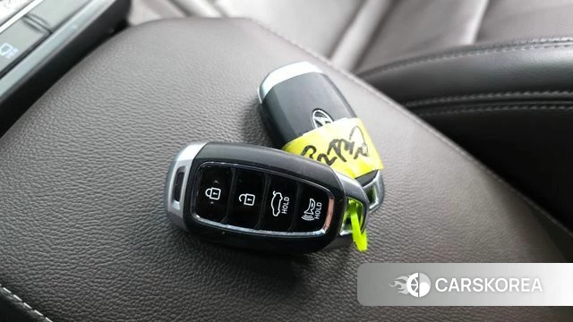Hyundai Grandeur IG id 3942682 из Кореи 9
